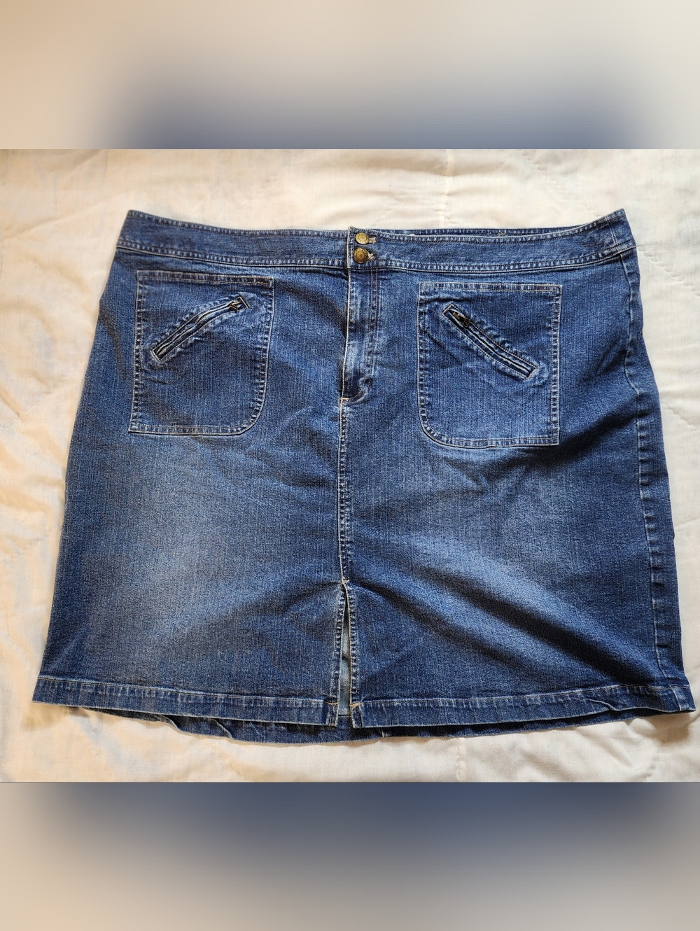 CJ Banks Blue Denim Mini Skirt with Front Patch Pockets Sz 26W